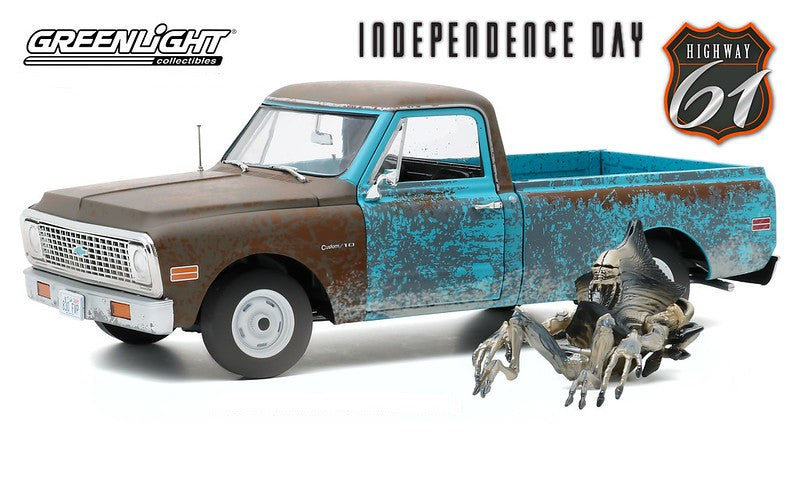 1971 Chevrolet C-10 Pickup with Alien Figure - Independence Day -  HWY 61 1/18 - 18021 - Passion Diecast 