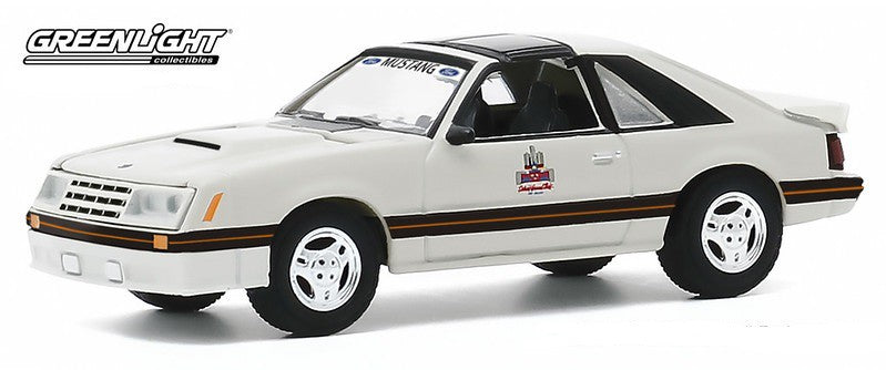 1979 Ford Mustang 1982 Detroit Grand Prix Official Pace Car - greenlight 1/64  Hobby Exclusive - 30167 -  Passion Diecast 