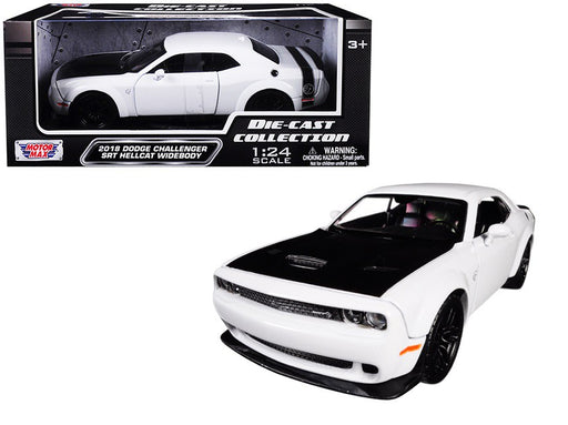 2018 Dodge Challenger SRT Hellcat Widebody White - Motormax 1/24 - 79350 WH - Passion Diecast 