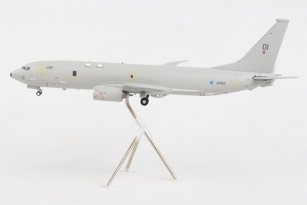 RAF Boeing P8A (B737-800) ZP801 / Gemini 200 - G2RAF899 - Passion Diecast 