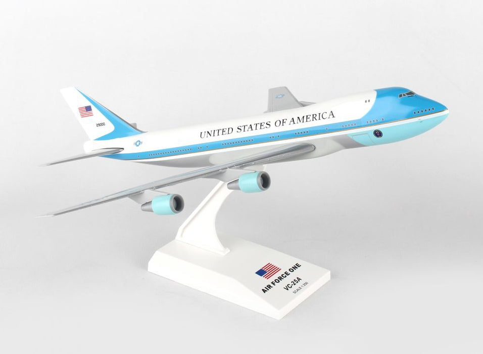 Skymarks Air Force One Boeing VC25/747-200 1/250 - Passion Diecast