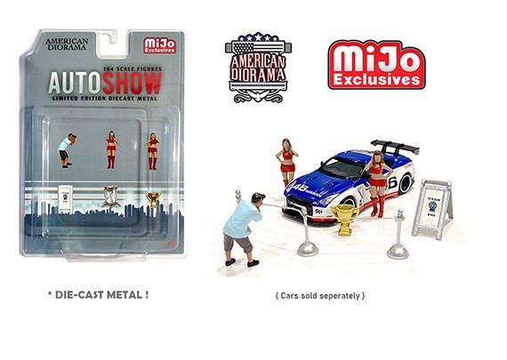 Auto Show Figurine 6 piece Diecast Set (3 Figurines and 3 Accessories) -  American Diorama 1-64 - 38411MJ