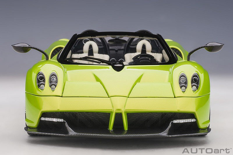 Pagani Huayra Roadster Verde Firenze-  AUTOART -  1/18 - 78288 -  Passion Diecast