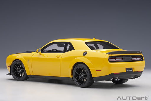 2018 Dodge Challenger SRT Hellcat Widebody - Yellow Jacket - Autoart 1/18 - 71737 -  Passion Diecast 