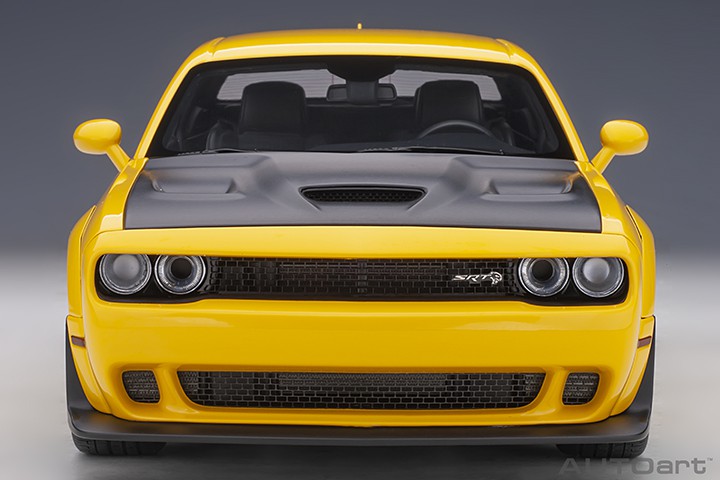 2018 Dodge Challenger SRT Hellcat Widebody - Yellow Jacket - Autoart 1/18 - 71737 -  Passion Diecast 