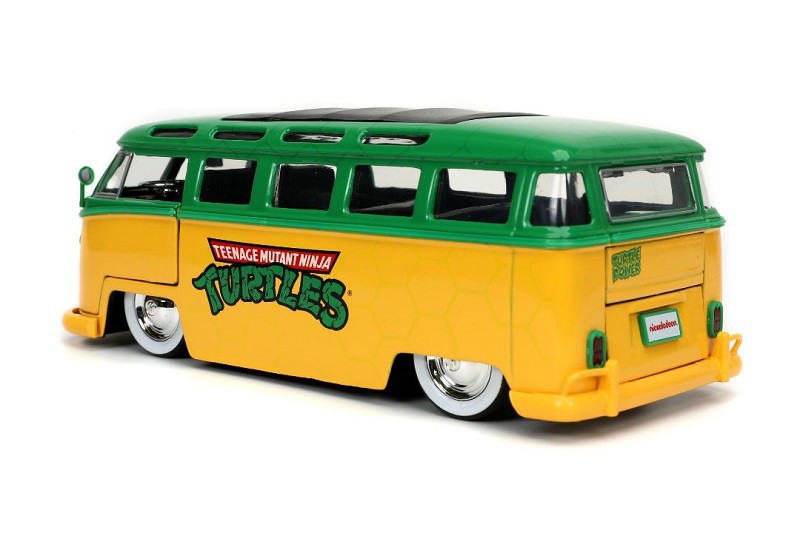 Ninja Turtle - 1962 Volkswagen Bus &  Leonardo  figure -  Jada 1-24 - 31786  - Passion Diecast 