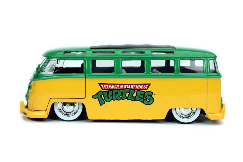 Ninja Turtle - 1962 Volkswagen Bus &  Leonardo  figure -  Jada 1-24 - 31786  - Passion Diecast 