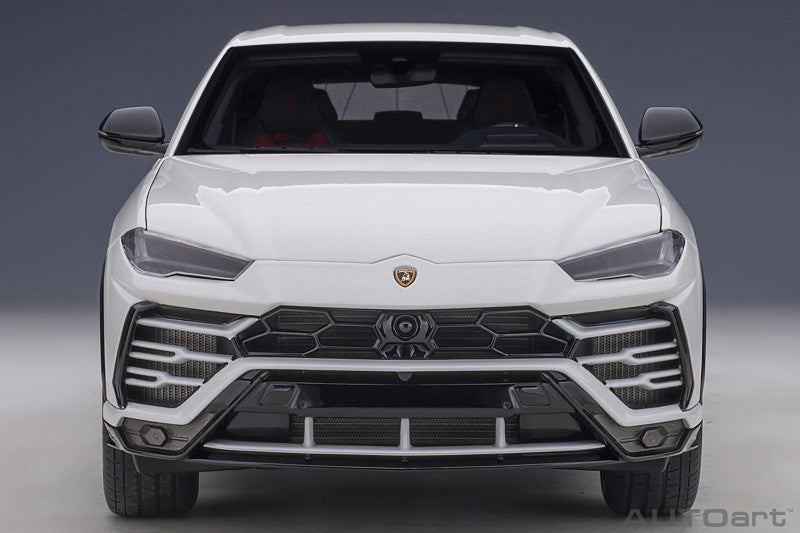 Lamborghini Urus - Bianco Icaris -  Autoart  79161  - Passion Diecast 