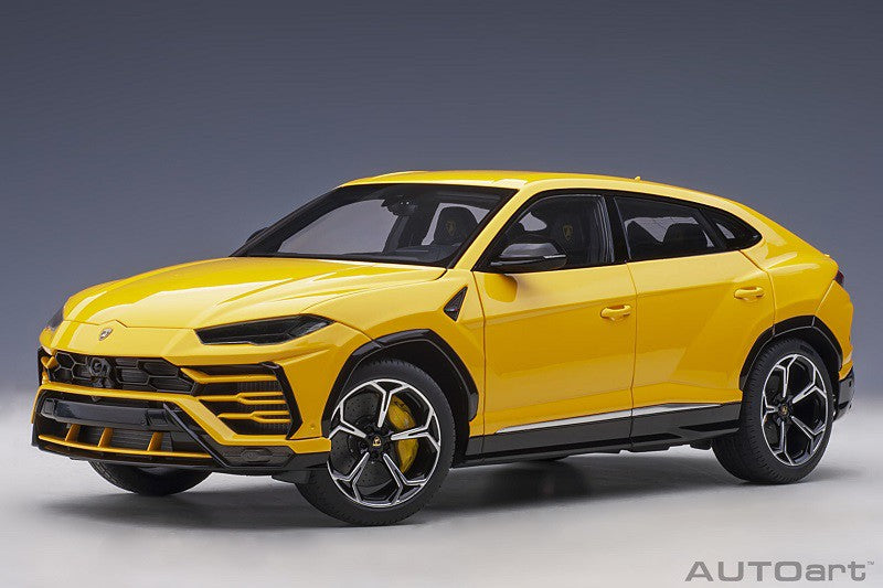 Lamborghini Urus - Giallo Auge -  Autoart 1/18 -  79163 - Passion Diecast 