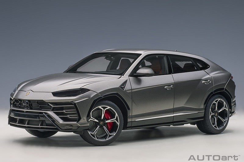 Lamborghini Urus - Grigio Titans -  Autoart 1/18 -  79164 - Passion Diecast 