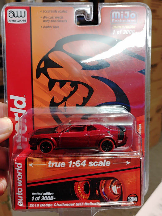 2019 Dodge Challenger HellCat - Orange  - CHASE CAR ULTRA RED Auto World 1:64 Premium - CP7721 GR