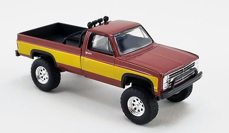STACEY DAVID'S GEARZ - 1986 CHEVROLET K2500 - STUNT DOUBLE - FALL GUY TRIBUTE, 1-64 greenlight GL-51369