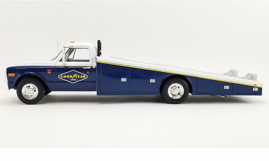 1967 CHEVROLET C-30 RAMP TRUCK - GOODYEAR , ACME 1/18  - A1801706