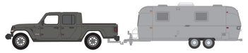 2020 Jeep Gladiator with Airstream Double-Axle Land Yacht Safari- Hitch & Tow 23, 1/64 Greenlight - 32230 C
