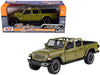 2021 Jeep Gladiator Overland Open Top Green - Motormax 1/24 - 79367 GR Passion Diecast 