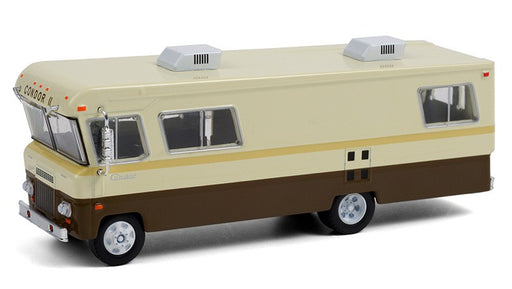 1972 Condor II RV in Beige and Brown - H.D. Trucks  Series 20  1/64 Greenlight  33200 B - Passion Diecast 