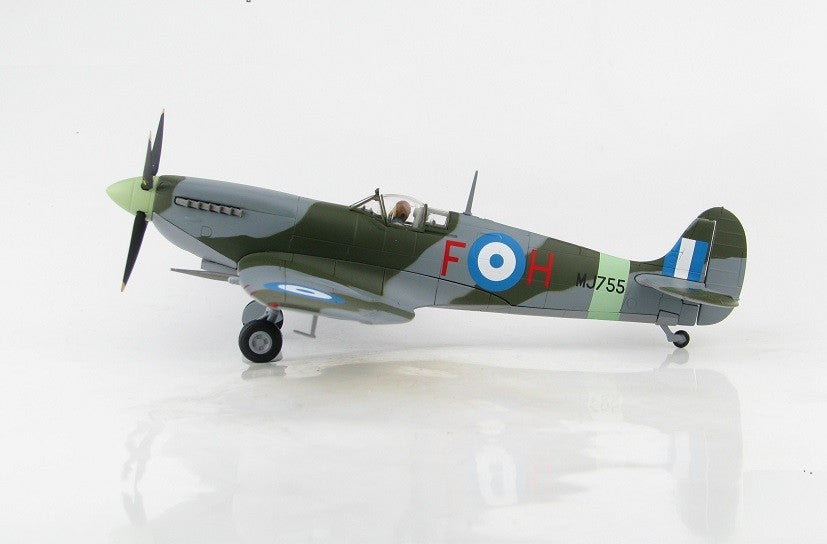Supermarine Spitfire Mk IX / Hellenic Air Force, No. MJ755, Greece, 1947 - Hobby Master 1/48 HA8322 - Passion Diecast 