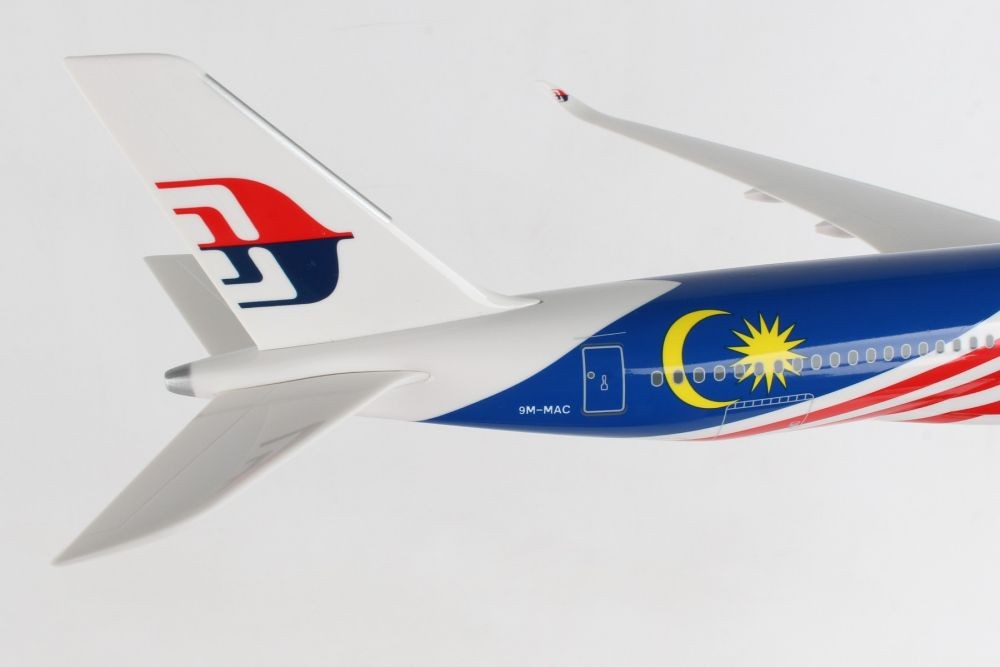 Malaysia Airlines Airbus A350-900 - Skymarks 1/200 SKR1073