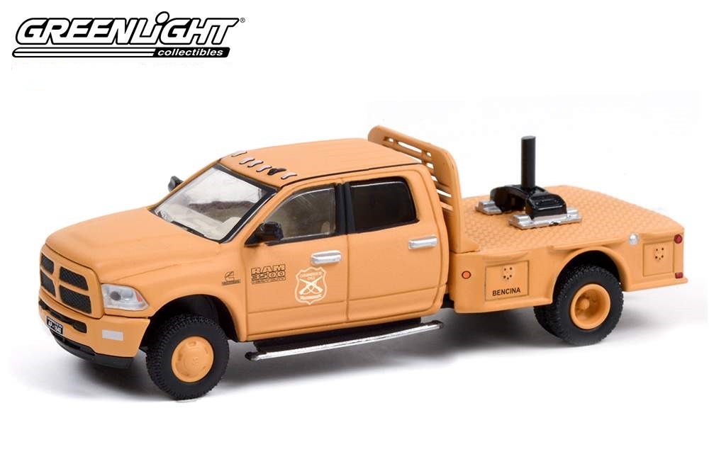 2018 RAM 3500 Dually Flatbed - Carabineros de Chile - Hobby Exclusive - 1/64 Greenlight -30271