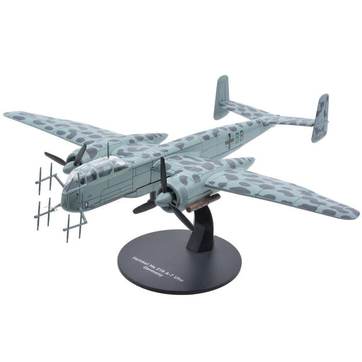 Heinkel HE 219 A-7 UHU Luftwaffe / Germany 1945 -  Warbirds of WWII 1/72 - 27286-00 - Passion Diecast 
