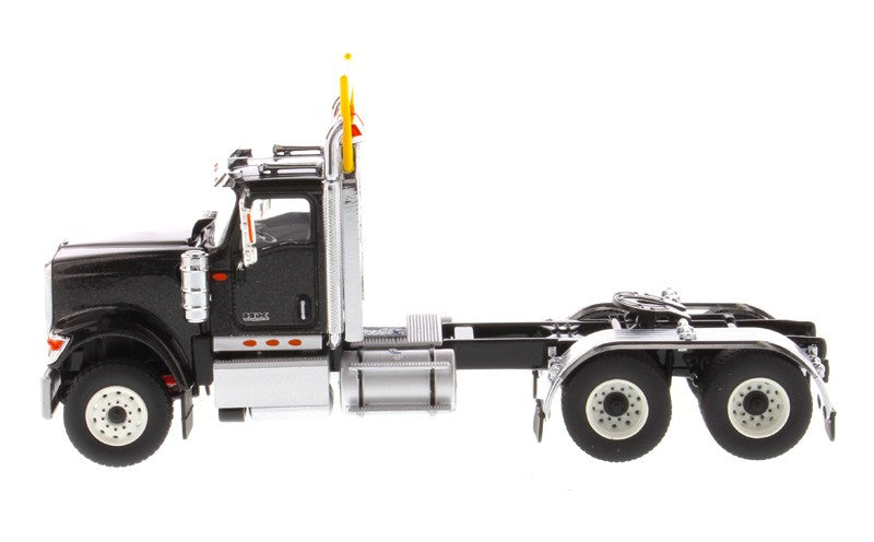International HX520 Day Cab Tandem Tractor in Metalic Black - Cab Only - Diecast Master  1/50 -  71003 - Passion Diecast