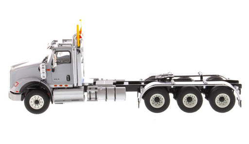 International HX620 Day Cab Tridem Tractor Grey - Cab Only - Diecast Master  1/50 -  71011- Passion Diecast