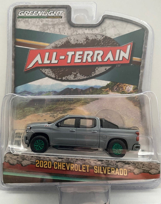 2020 Chevrolet Silverado RST  Off-Road Steps et Sport Bar - All-T  Series 11 - 1/64 GREENMACHINE - 35190 FGR