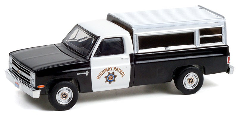 1987 Chevrolet C-10 Pickup - California Highway Patrol - Hobby Exclusive - 1/64 Greenlight - 30294 - Passion Diecast