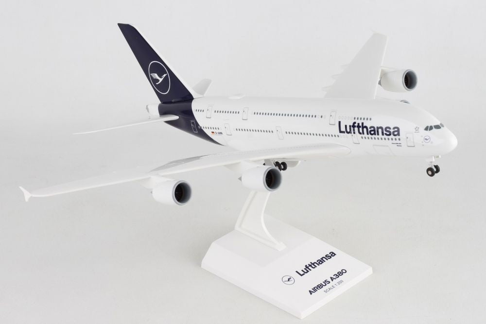 Lufthansa Airbus A380 / D-AIMB / Skymarks 1/200 SKR1032