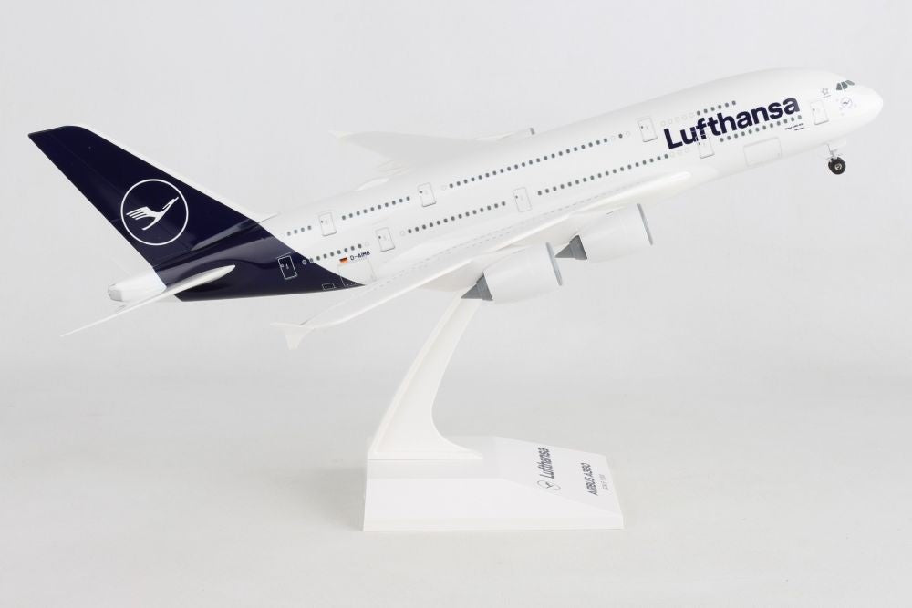 Lufthansa Airbus A380 / D-AIMB / Skymarks 1/200 SKR1032