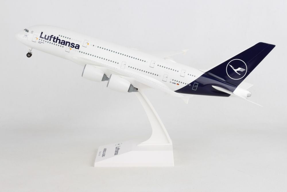 Lufthansa Airbus A380 / D-AIMB / Skymarks 1/200 SKR1032
