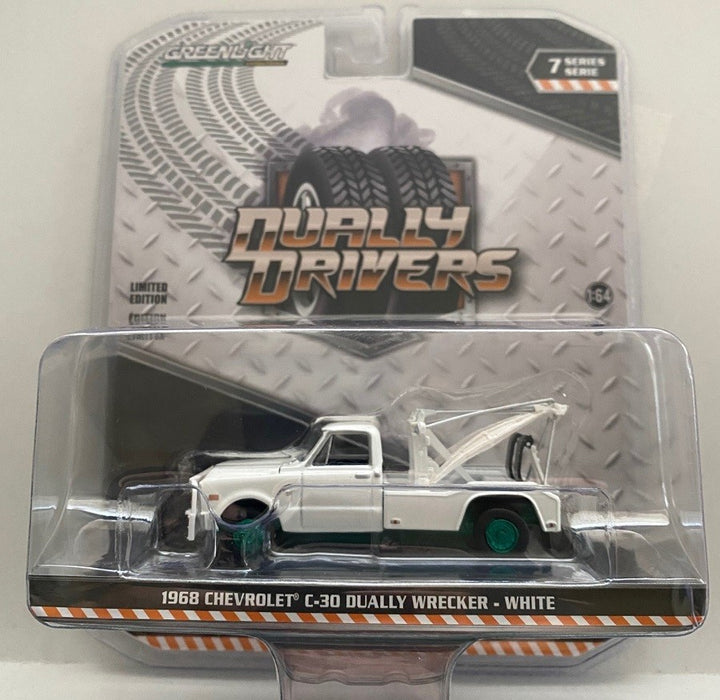 1968 Chevrolet C-30 Dually Wrecker in White - Dually Drivers  7 - GREENMACHINE 1-64 - 46070 AGR
