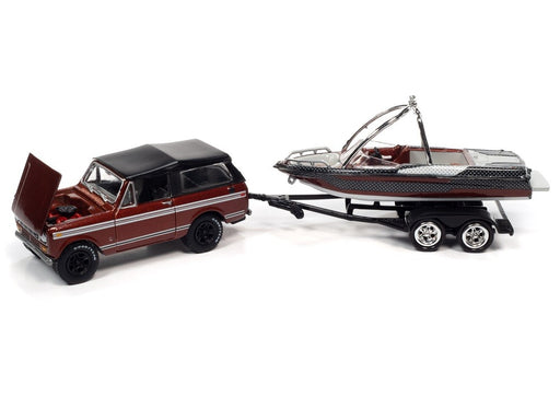 1969 International Scout II in Red and Black with Malibu Boat and Trailer - Johnny Lightning  1:64 - JLBT015 JLSP205-A