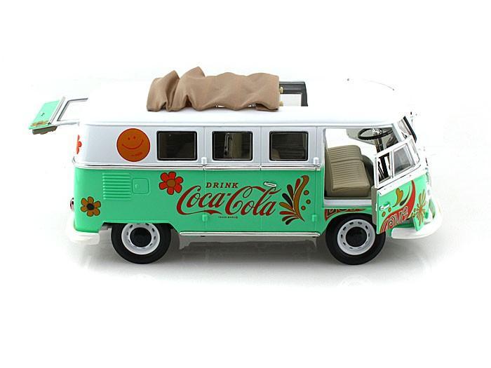 1962 VW Minivan Green Flowers
