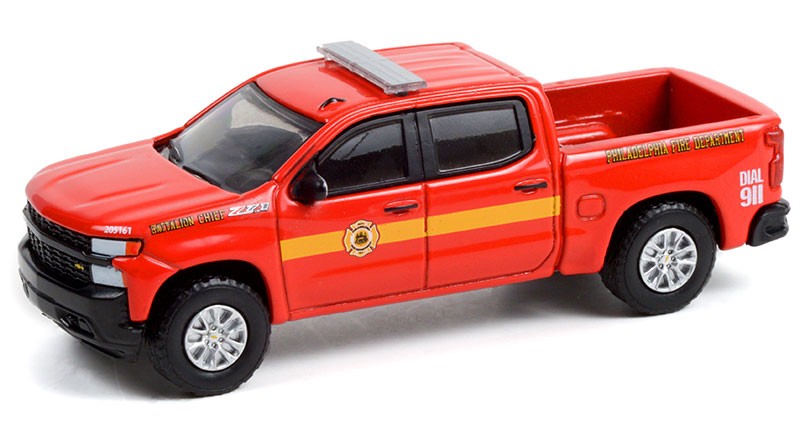 2020 Chevrolet Silverado Z71 - Philadelphia Fire Department Battalion Chief - Fire & Rescue Series 2 - Greenlight 1/64 - 67020 F