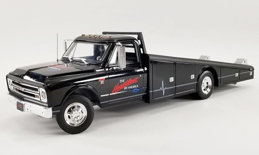 1967 CHEVROLET C-30 RAMP TRUCK - HEARTBEAT OF AMERICA , ACME 1/18 - A1801708