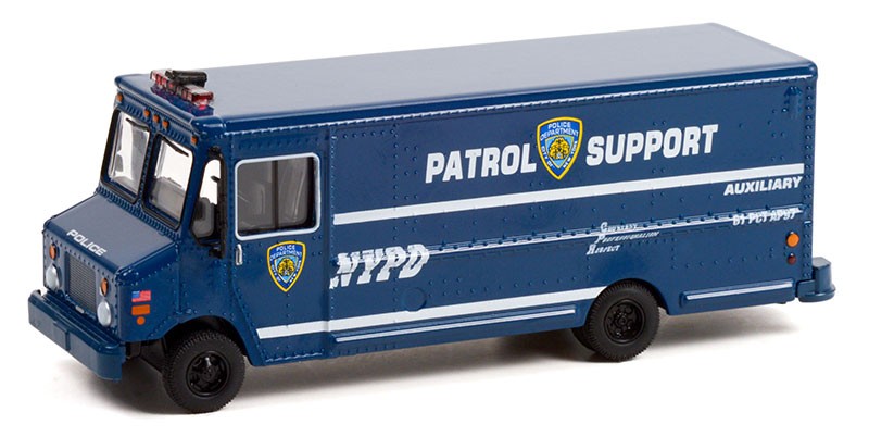 (NYPD) Auxillary Patrol Support - 2019 Step Van - 2019 Step Van - H.D. Trucks Series 22 - Greenlight  1/64 - 33220 C