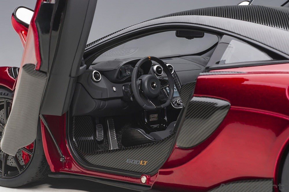 McLaren 600LT (Volcano Red) -  Autoart - 76085 Passion Diecast