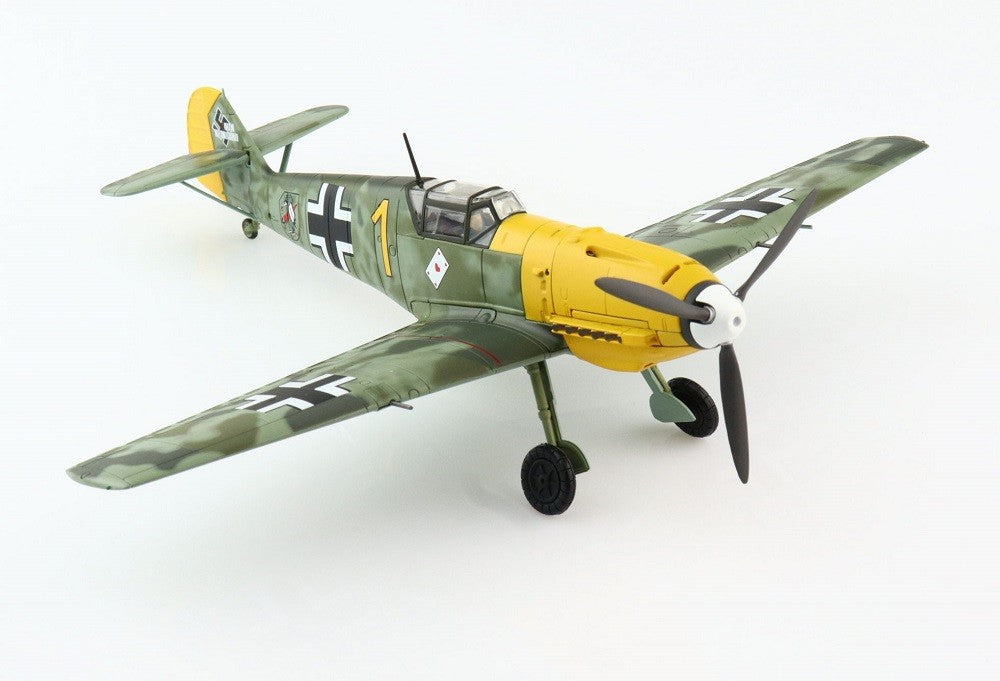 Messerschmitt Bf 109E Luftwaffe 6/JG 51, Josef Priller, St. Inglevert Airfield, France, Autumn 1940 - Hobby Master 1/48 HA8716 -