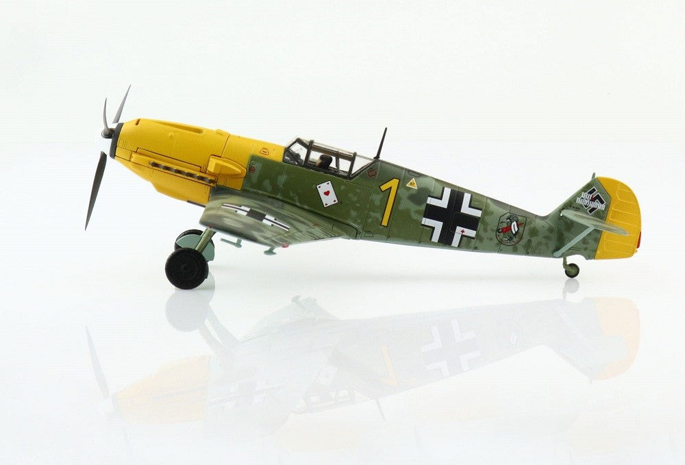 Messerschmitt Bf 109E Luftwaffe 6/JG 51, Josef Priller, St. Inglevert Airfield, France, Autumn 1940 - Hobby Master 1/48 HA8716 -