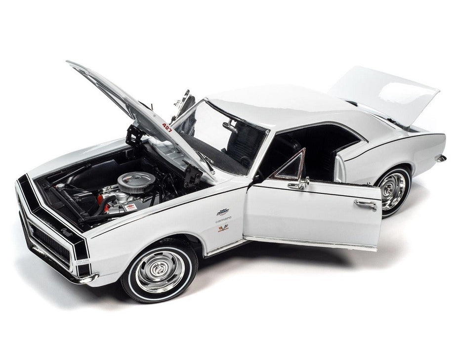 1967 Chevy Camaro Hardtop - Auto World - 1/18 - AMM1261 - Passion Diecast 