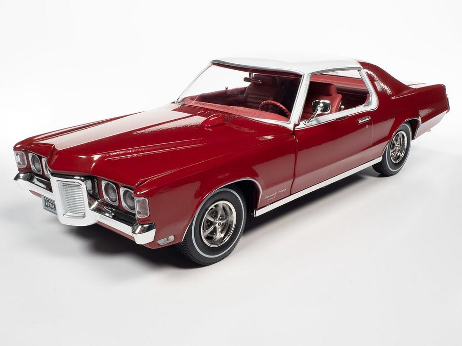 1969 Pontiac Grand Prix (Royal Bobcat) -  Auto World - 1/18 -  Amm1273 - Passion Diecast 