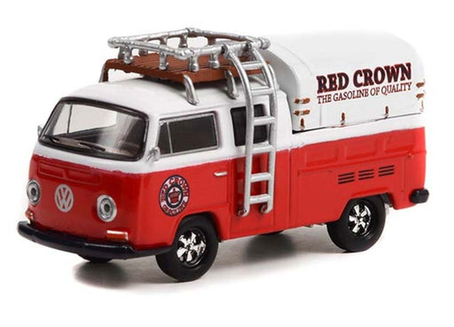 Red Crown Gasoline - 1969 Volkswagen Type 2 Double Cab Pickup - Club Vee-Dub Series 14 - 1/64 Greenlight - 36050 A