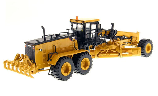 Caterpillar 24M Motor Grader - Core Classics  - Diecast Master  1/50 - 85264C