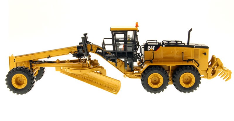 Caterpillar 24M Motor Grader - Core Classics  - Diecast Master  1/50 - 85264C