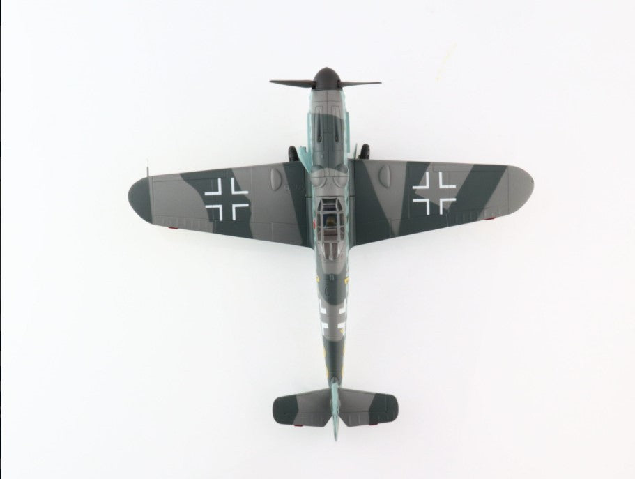 Messerschmitt Bf 109G / Luftwaffe 9./JG 52, Erich Hartmann, October 1943 - Hobby Master 1/48 HA8755
