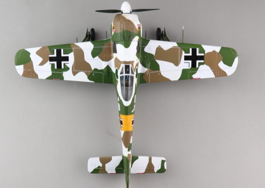Focke-Wulf FW 190A-4 / Luftwaffe Oblt. W. Nowotny, CO 1./JG 54, Staraya Russia, March 1943 / Hobby Master 1:48 HA7427