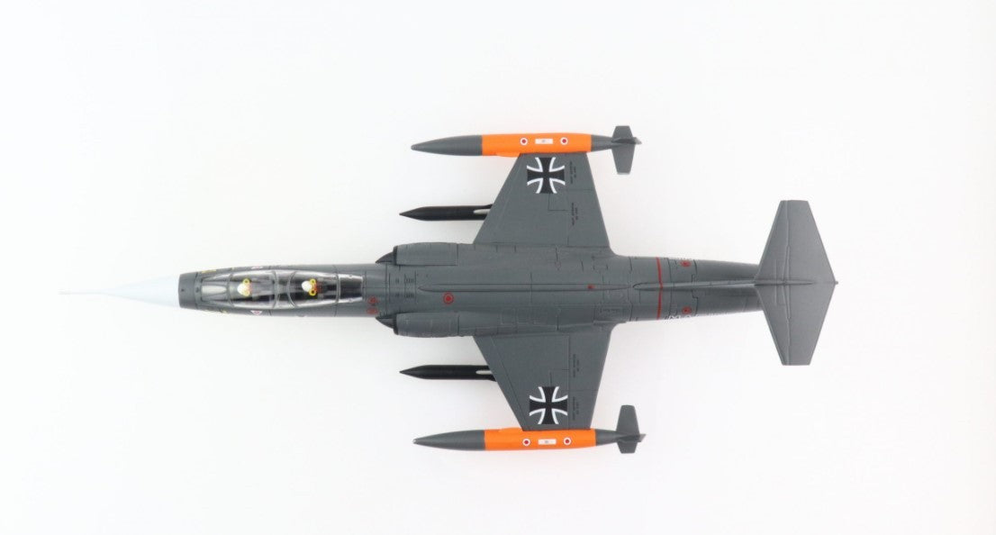 Lockheed TF-104G Starfighter / Marinefliger MFG 2, 27+79, NAS Eggebeck, Germany, 1985 - Hobby Master 1/72 HA1062