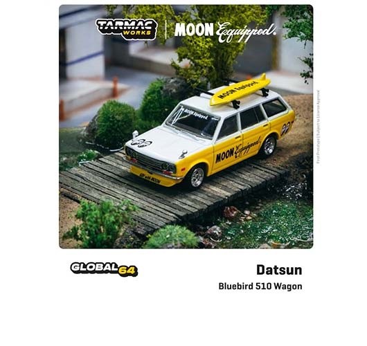 Datsun Bluebird 510 Wagon Mooneyes Moon Equipped with Surfboard - Tarmac Works - Global 64  - 1/64 - T64G-026-ME1