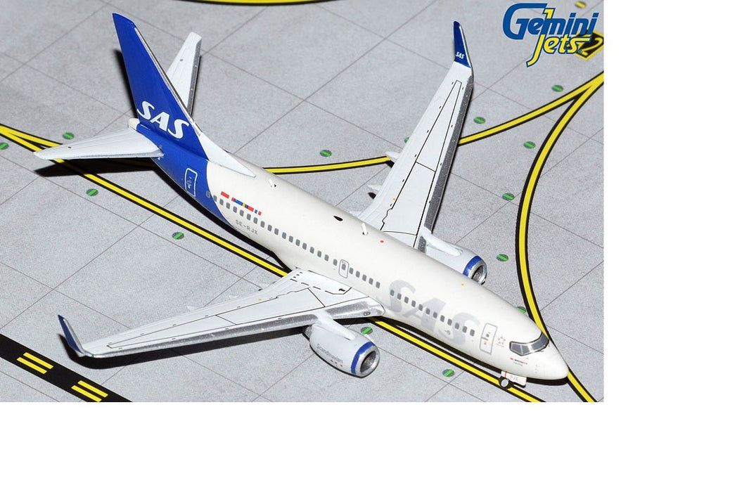Boeing 737-700 SAS / Gemini 1:400 GJSAS1988